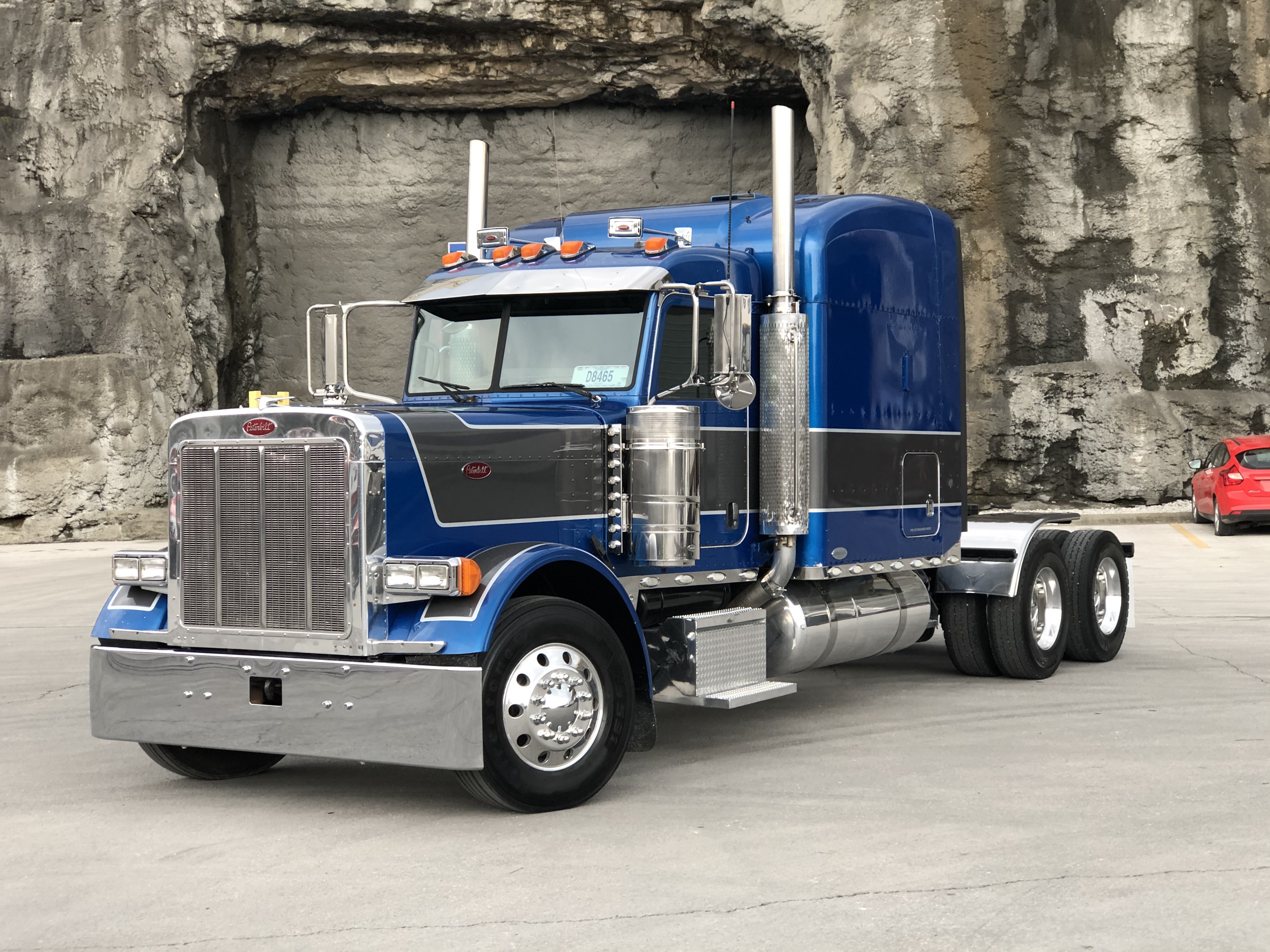 Peterbilt 379 пламя