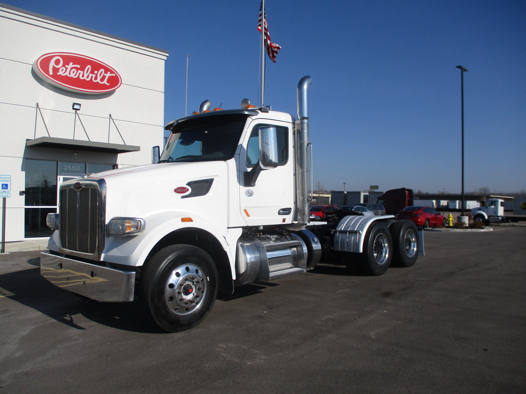 2017 PETERBILT 567: 7HD441587