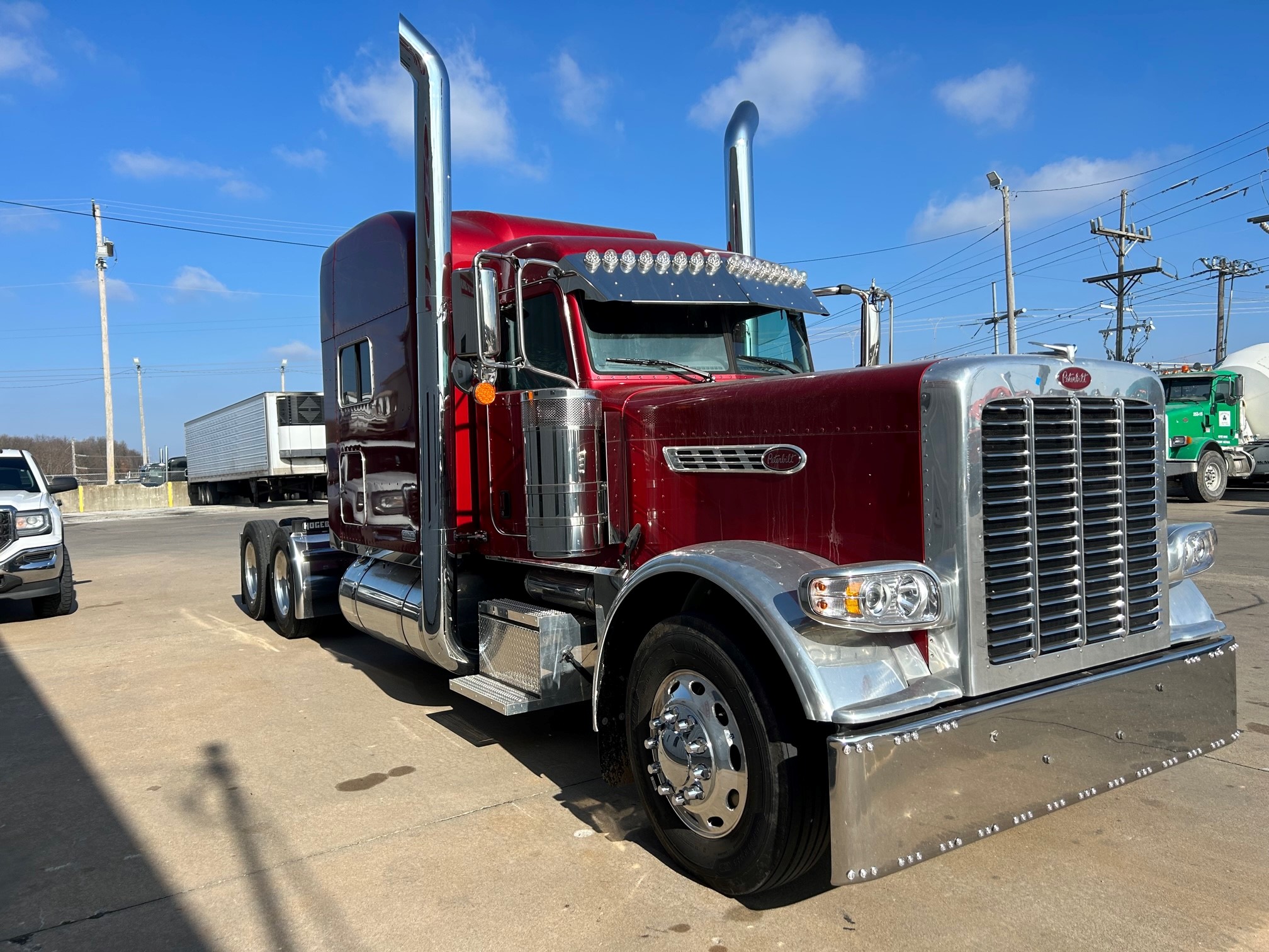 2022 PETERBILT 389 | TLG