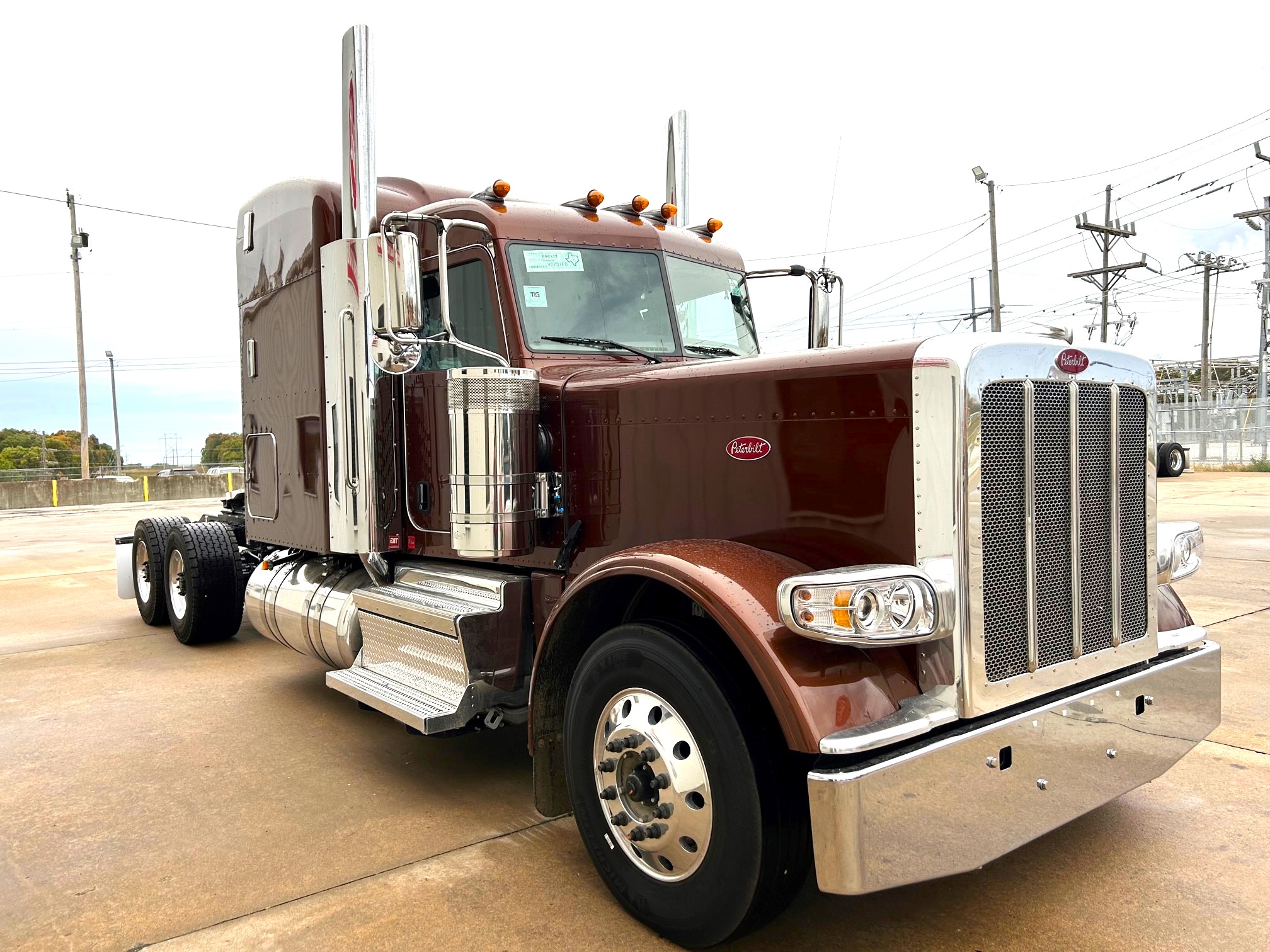 2024 PETERBILT 389 TLG